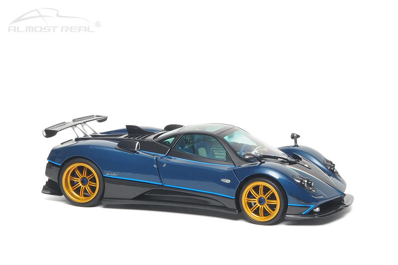 Almost Real 1:18 Pagani Zonda Tricolore 2010 Diecast Car
