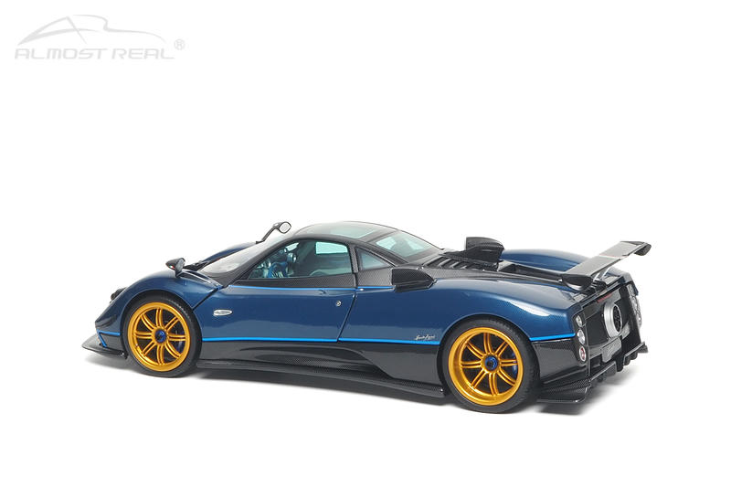 Almost Real 1:18 Pagani Zonda Tricolore 2010 Diecast Car