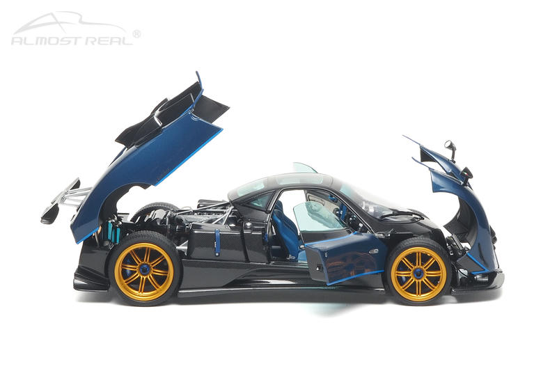 Almost Real 1:18 Pagani Zonda Tricolore 2010 Diecast Car