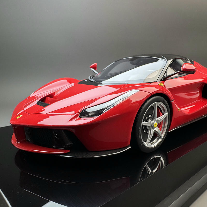 Amalgam 1:18 Ferrari LaFerrari Resin Model