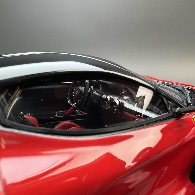 Amalgam 1:18 Ferrari LaFerrari Resin Model