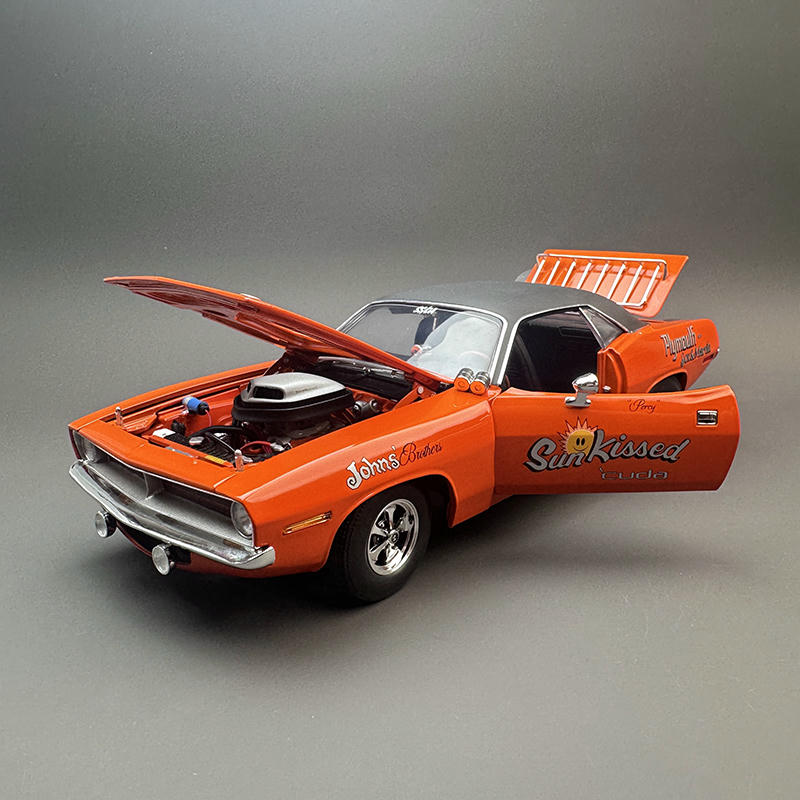 ACME 1:18 Plymouth 1970 HEMI Cuda Diecast Model — Orange