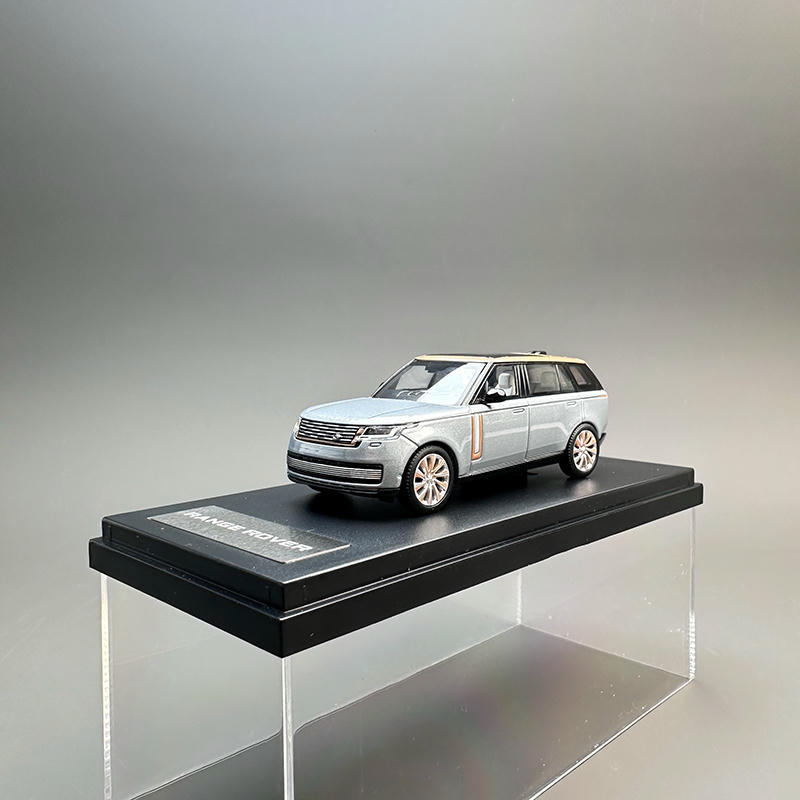 LCD 1:64 Range Rover SV 2022 Diecast Model
