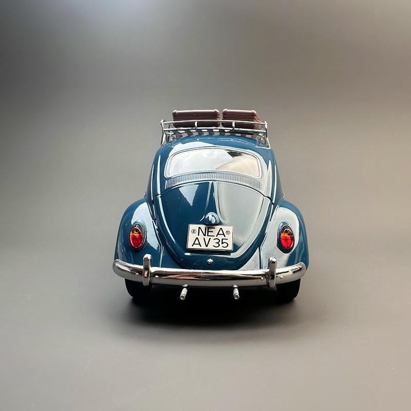 Schuco 1:18 1963 Volkswagen Beetle Diecast Model
