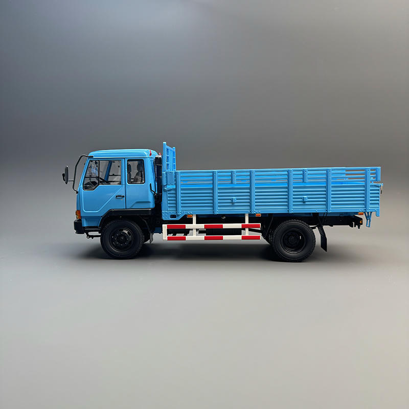 Century Dragon 1:24 Jiefang J3 Diecast Truck Model
