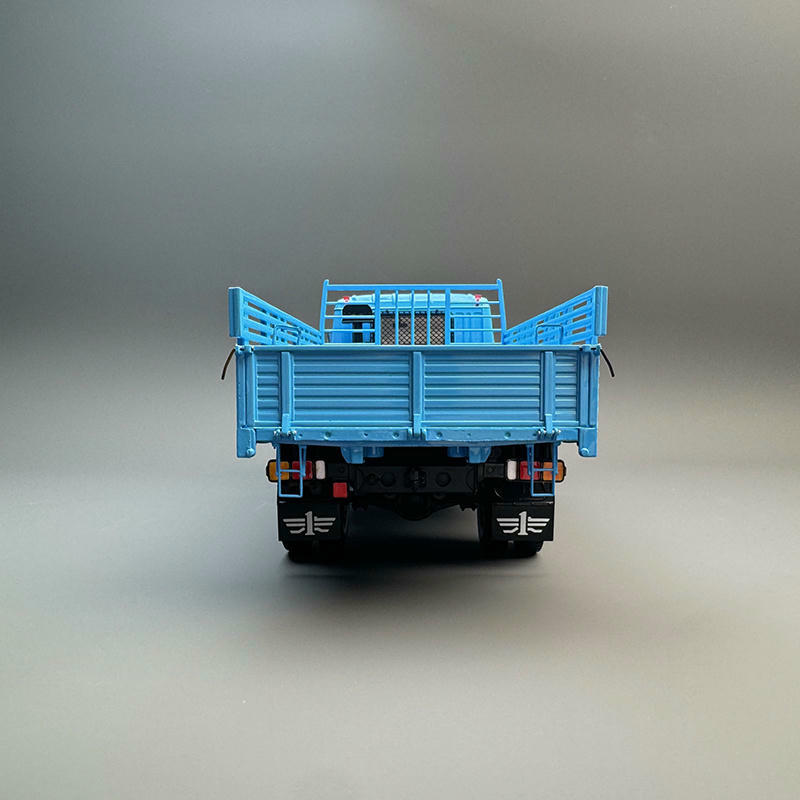 Century Dragon 1:24 Jiefang J3 Diecast Truck Model