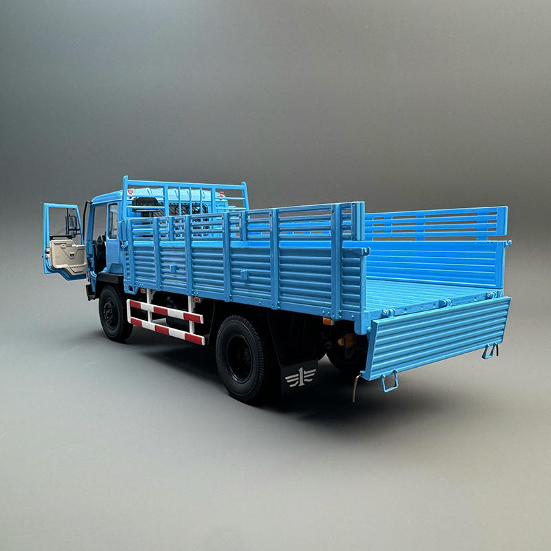 Century Dragon 1:24 Jiefang J3 Diecast Truck Model