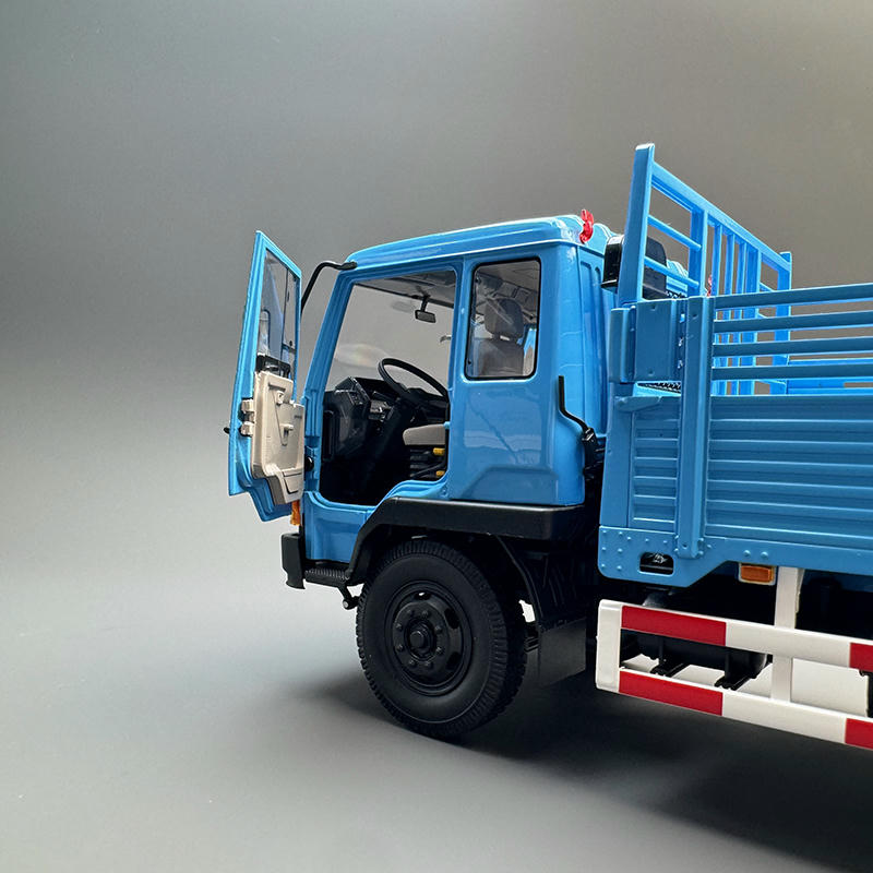 Century Dragon 1:24 Jiefang J3 Diecast Truck Model