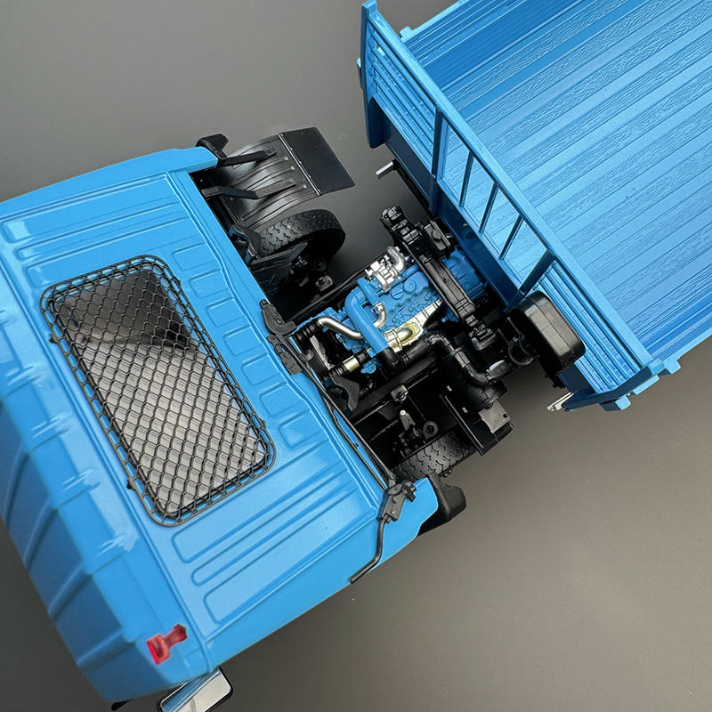Century Dragon 1:24 Jiefang J3 Diecast Truck Model