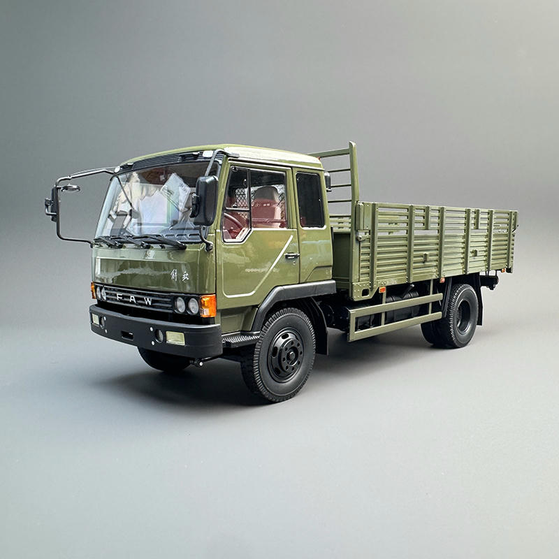 Century Dragon 1:24 Jiefang J3 Diecast Truck Model
