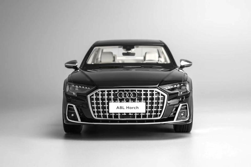 MotorHelix Audi A8 L HORCH 1:18 Resin Model Car