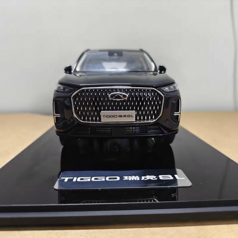 1:18 Chery Tiggo 8L SUV Diecast Model