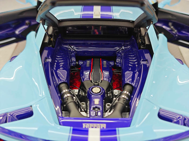 Dino Model 1:18 Ferrari 488 Pista Resin (Fully Open) Model – YX