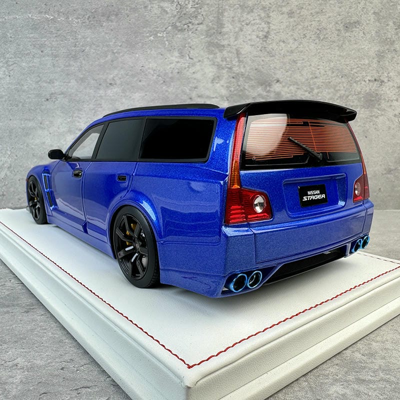 IVY Nissan R35 Wagon 1:18 Resin Model Car