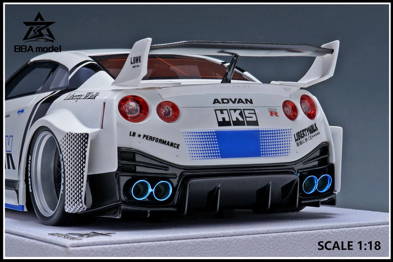 BBA Nissan GT-R 35GT-RR 1:18 Resin Model Car
