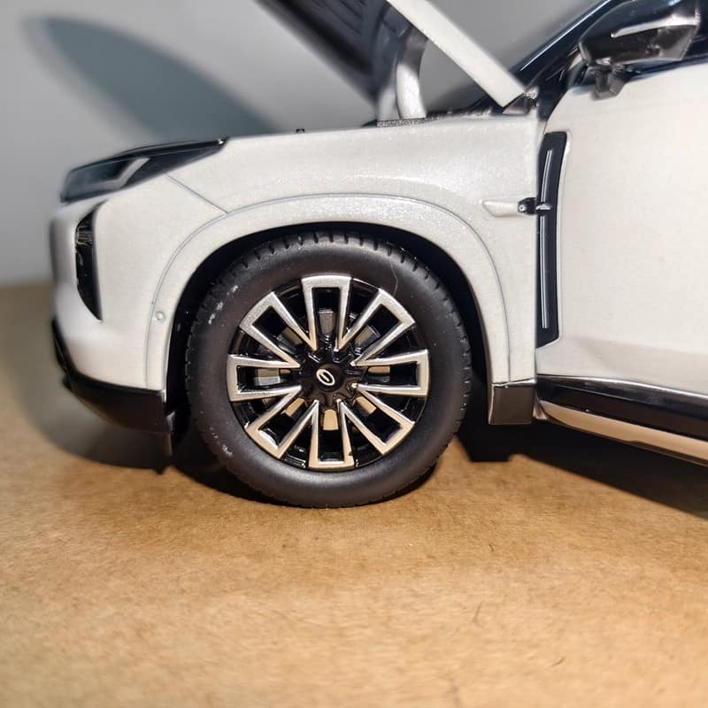 GAC Trumpchi Xiangwang S7 2025 OEM 1:18 Diecast Model Car