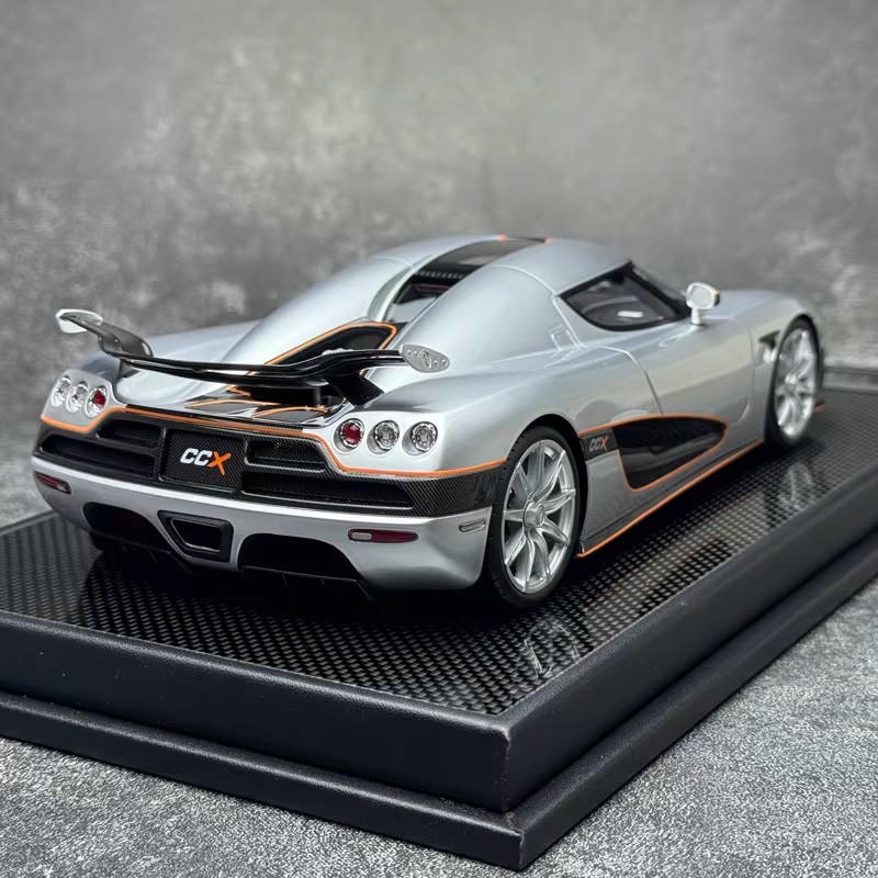 VMB 1:18 Koenigsegg CCX Resin Model Car