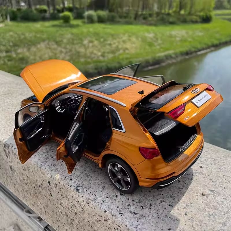 FAW Audi Q3 2019 1:18 Alloy Diecast Model Car