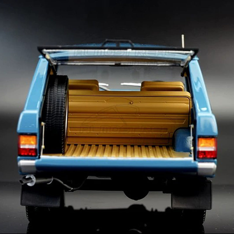 Almost Real 1:18 Land Rover Range Rover (1970) Diecast Model — Blue