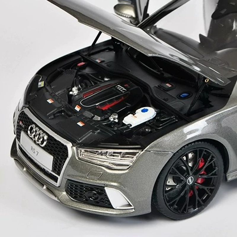 KengFai 1:18 Audi RS7 Sportback 2016 Diecast Model