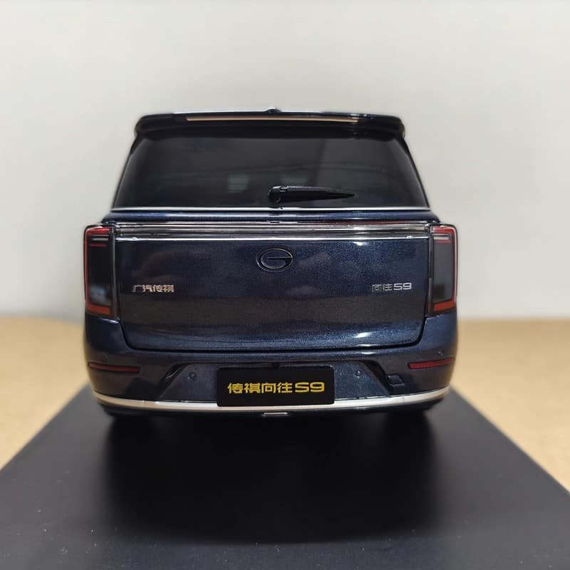 OEM GAC Trumpchi S9 1:18 Diecast Model Car