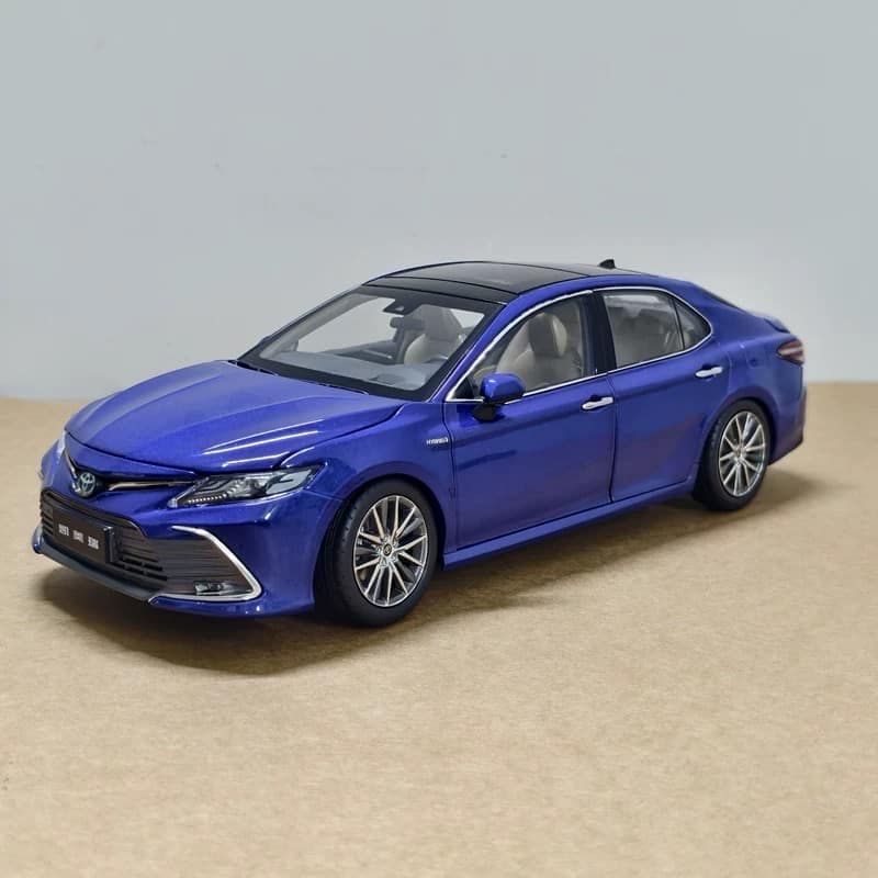 oem Licensed Toyota Camry (XV70) Hybrid Sport 2018–2021 1:18 Diecast Model