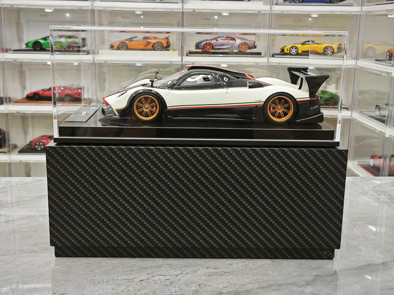 Kash Model Pagani Zonda 1:18 Resin Model Car – Warm Pearl White