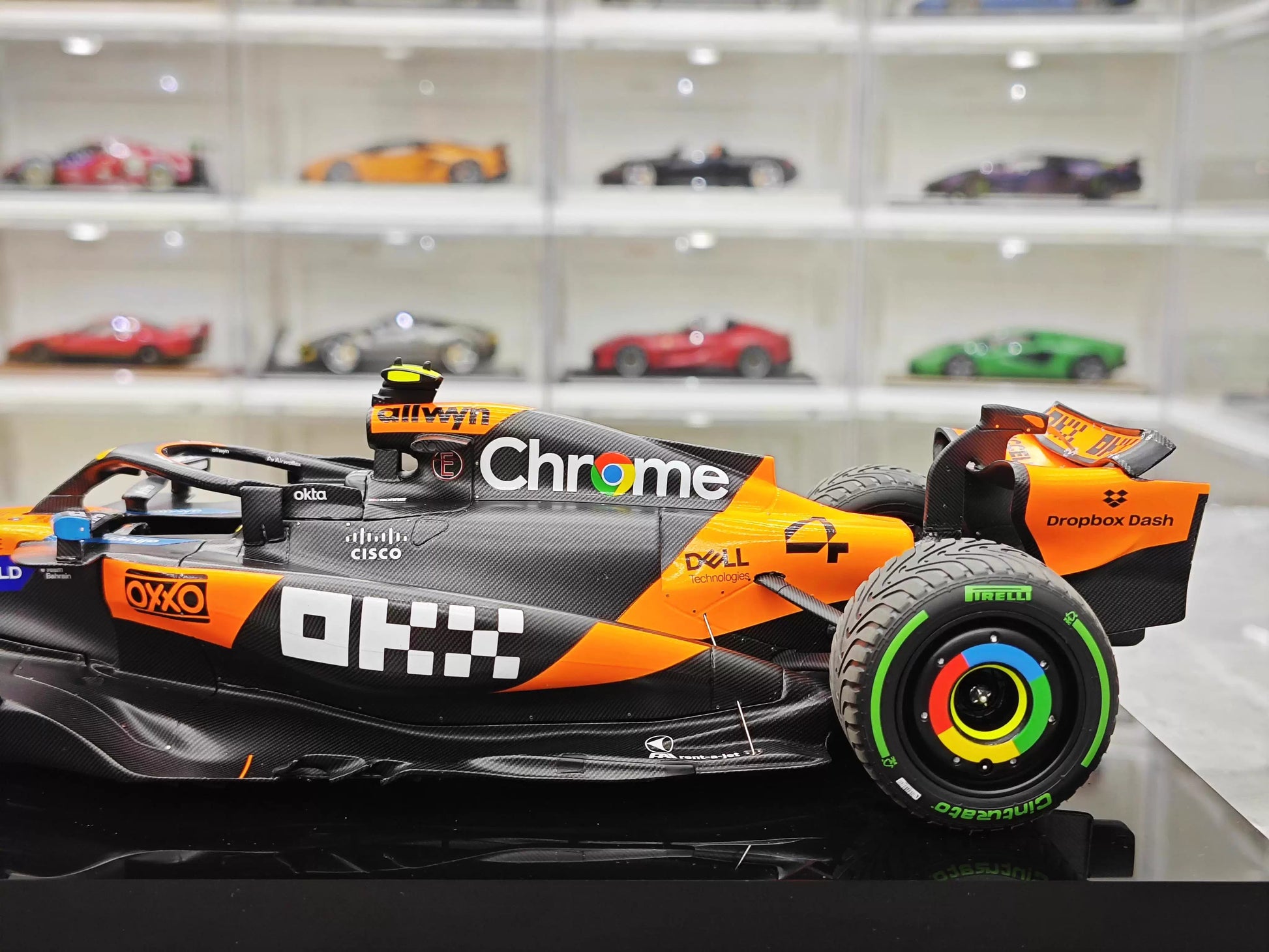 Amalgam 1:18 McLaren MCL39 (2025) Resin Model