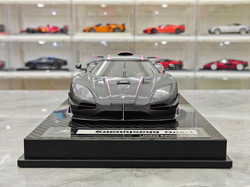 BBA Koenigsegg One 1:18 Resin Model Car