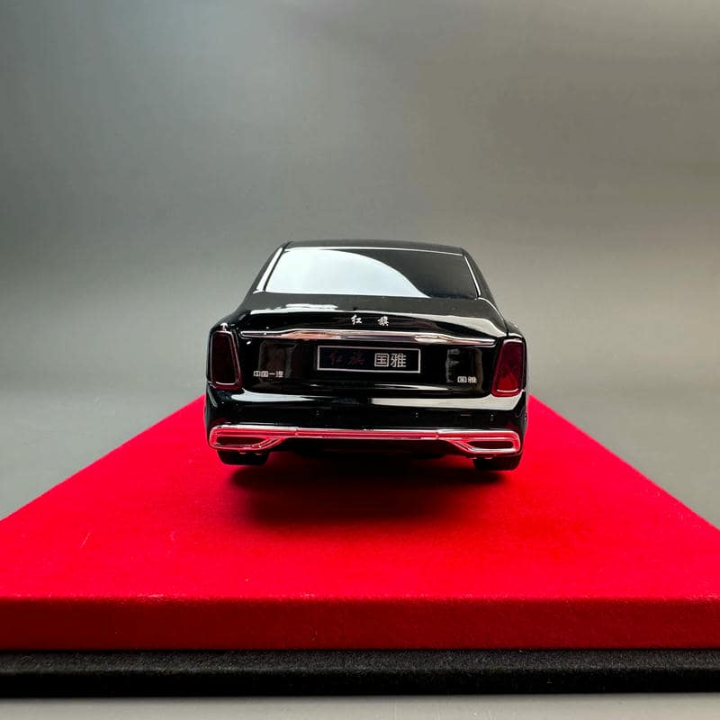 Hongqi Guoya 1:24 Diecast Model – FAW Golden Sunflower Luxury Sedan Collector Edition