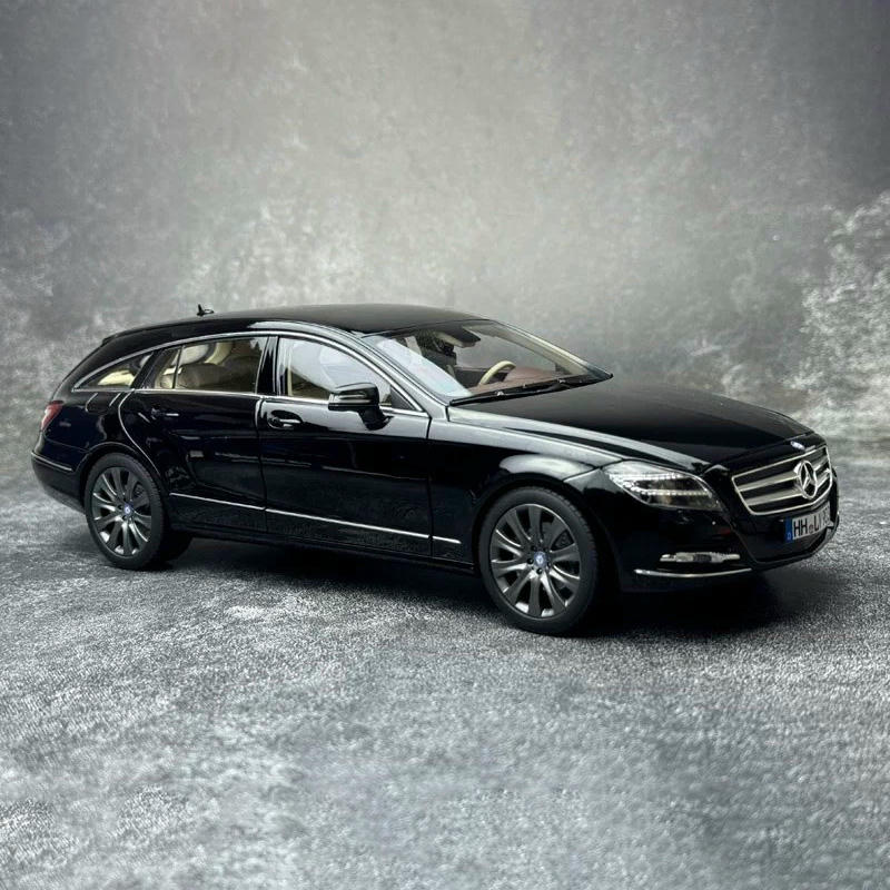 Norev 1:18 Mercedes-Benz CLS-Class Coupe (C218) 2011 Diecast Model