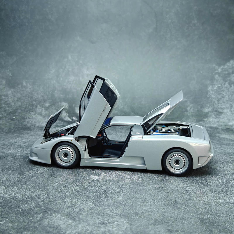 AUTOart 1:18 Bugatti EB110 GT Diecast Opening Model – YX car model