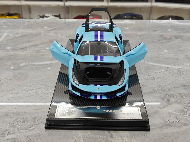 Dino Model 1:18 Ferrari 488 Pista Resin (Fully Open) Model