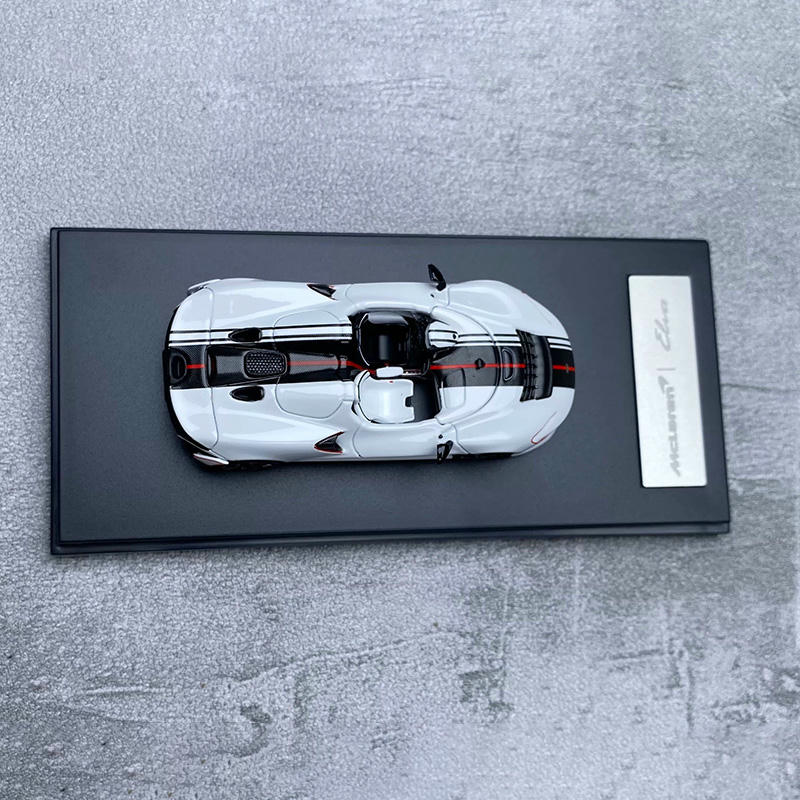 LCD 1:64 McLaren Elva Diecast Model