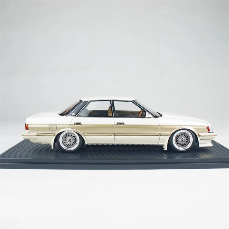 Ignition Model Toyota Mark II 1:18 Resin Model Car – YX car model