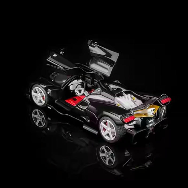 MOTORHELIX 1:64 Nilu27 Diecast Opening Model