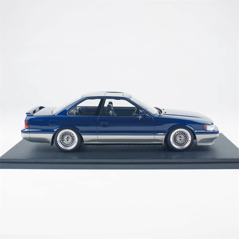 Ignition Model Nissan Leopard F31 Ultima V30 1:18 Resin Model Car