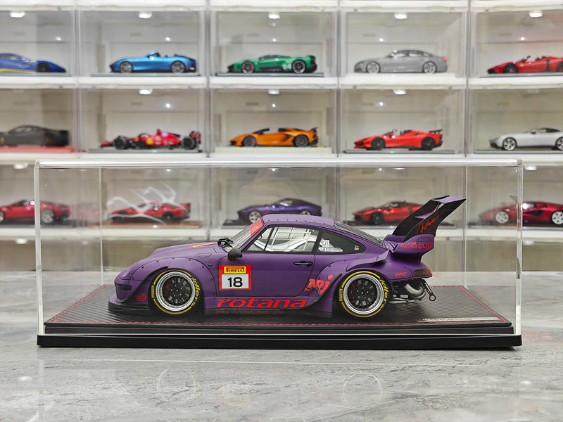 Ignition Porsche RWB 993 with Figure 1:18 Resin Model Car – IG4042