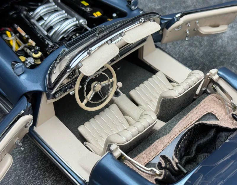 CMC 1:18 Mercedes-Benz 300SL Roadster Coupe Diecast Model
