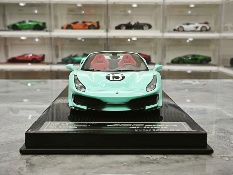 Dino Model 1:18 Ferrari 488 Pista Spider Resin Model – Tiffany Blue