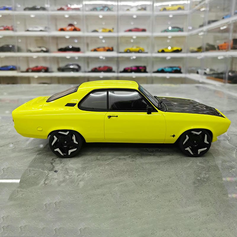OTTO 1:18 Opel Manta GSE Resin Model Car