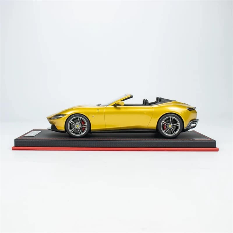 MR 1:18 Ferrari Roma Spider 2023 Resin Model Car – Premium Convertible Supercar