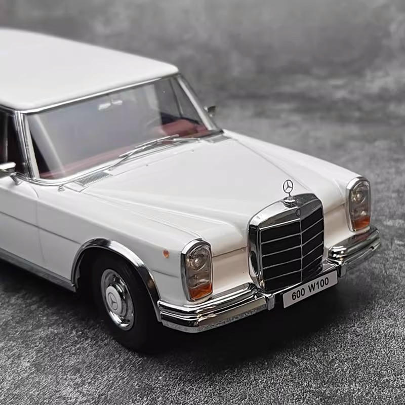 KK Scale Mercedes-Benz 600 Pullman W100 1:18 Diecast Model Car