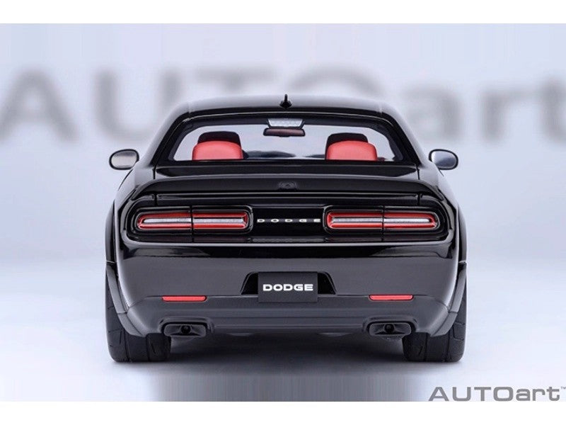 AUTOart Dodge Challenger SRT 2023 1:18 Diecast Model Car