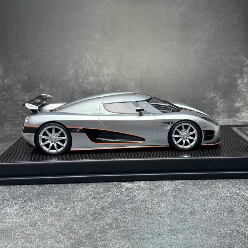 VMB 1:18 Koenigsegg CCX Resin Model Car