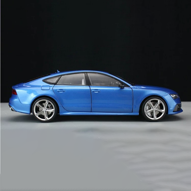 KengFai 1:18 Audi RS7 Sportback 2016 Diecast Model