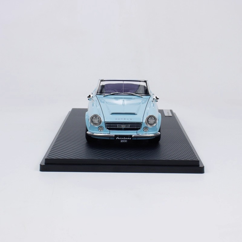 Ignition Model Fairlady 2000 SR311 1:18 Limited Resin Model Car