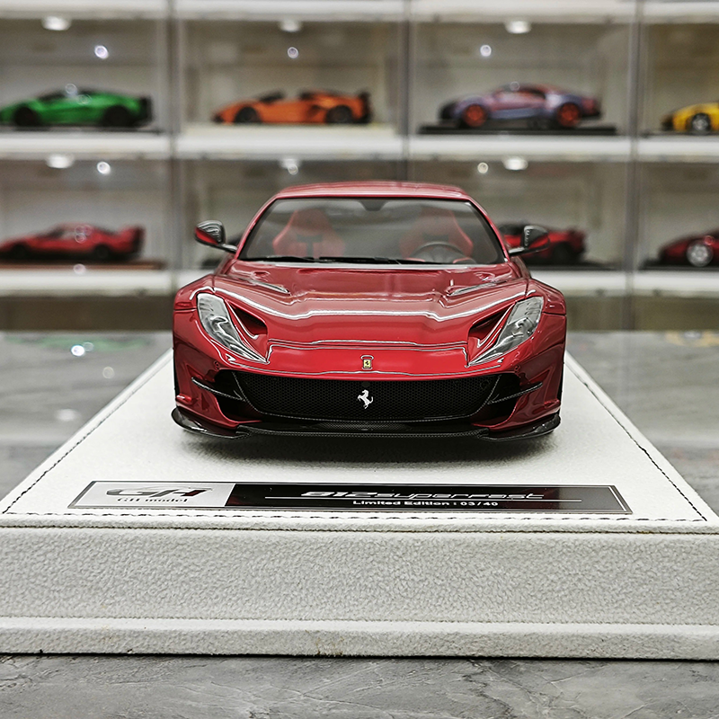 GH 1:18 Ferrari 812 Superfast Limited Edition Resin Model Car