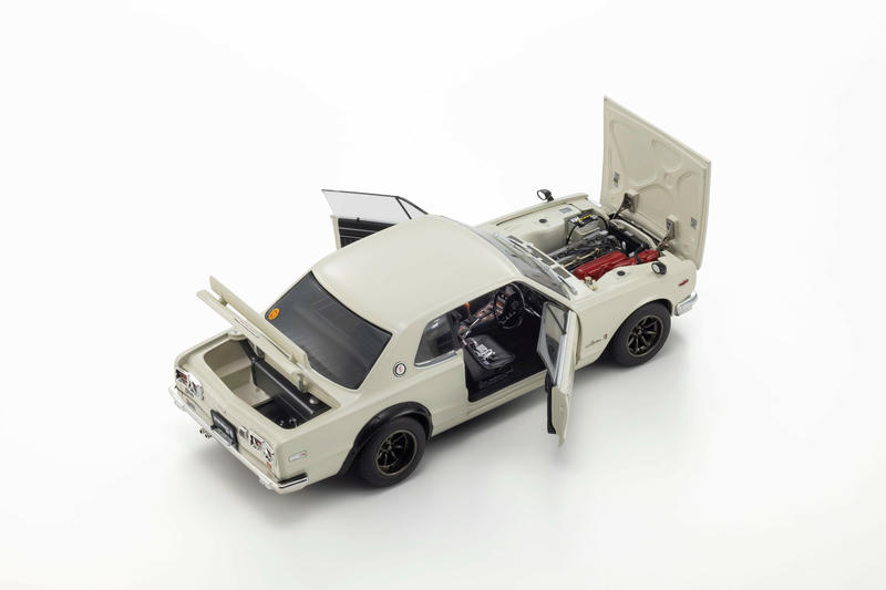 Kyosho Nissan Skyline 2000 GT-R (KPGC10) 1:18 Diecast Model Car