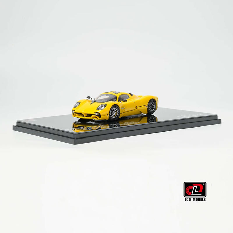 LCD Pagani Utopia 1:43 Diecast Model Car